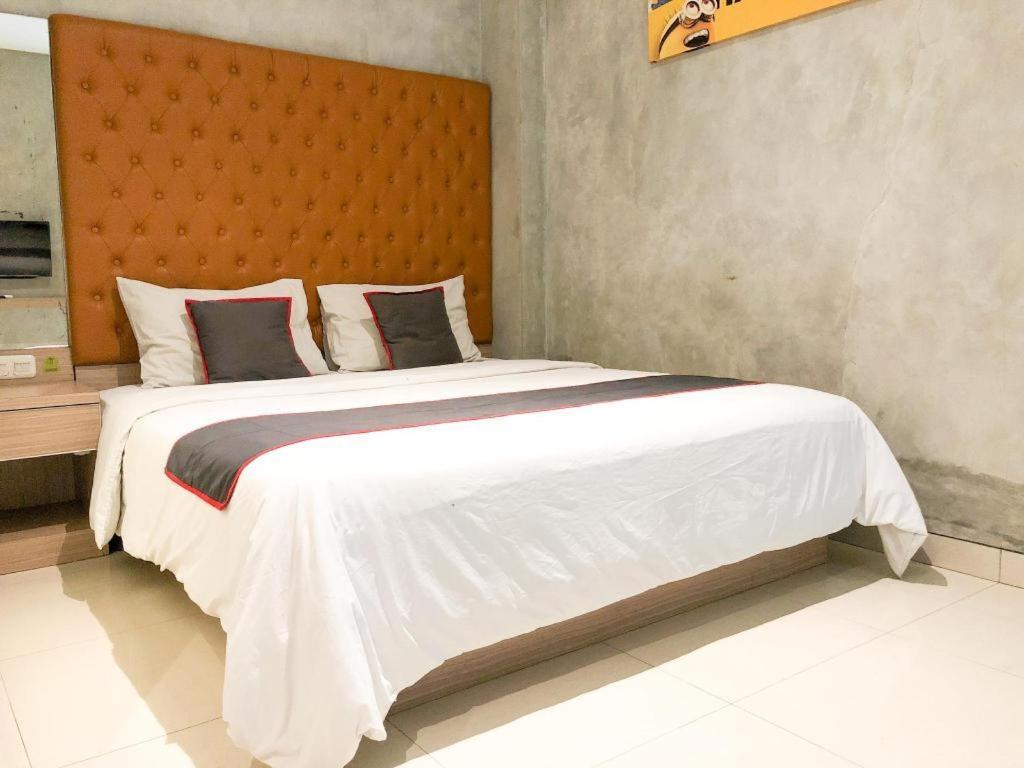 Collection O 31 The Batik Bed And Coffee Bandung Otel Dış mekan fotoğraf